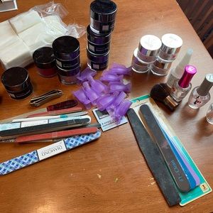 Dip powder kit (two brands)